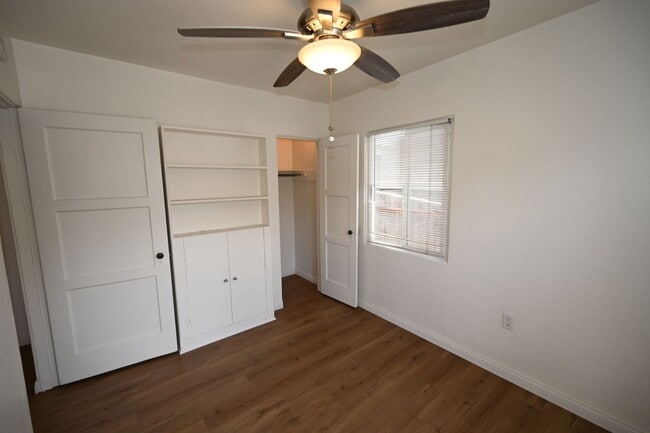 Building Photo - 1609diam