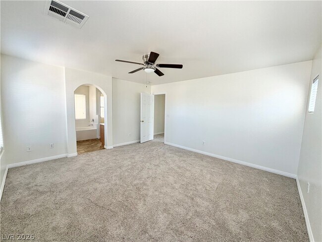 Building Photo - 4556 Hearts Desire Ave