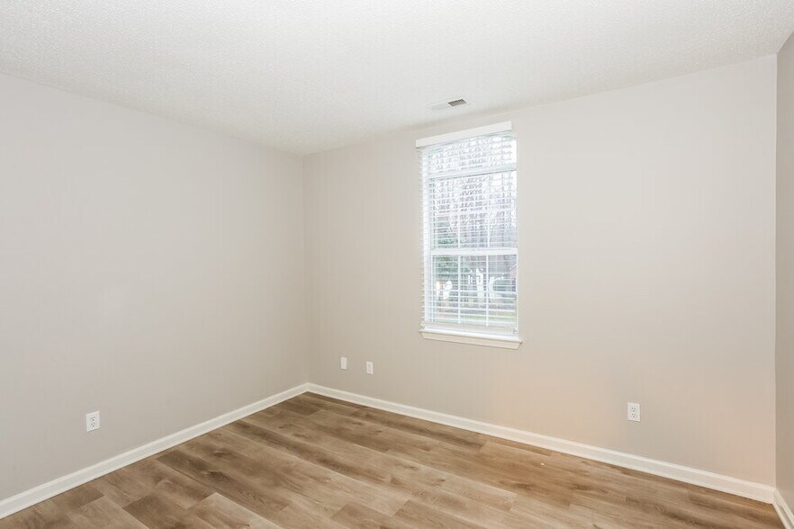 Building Photo - 7523 Pence Pond Ln