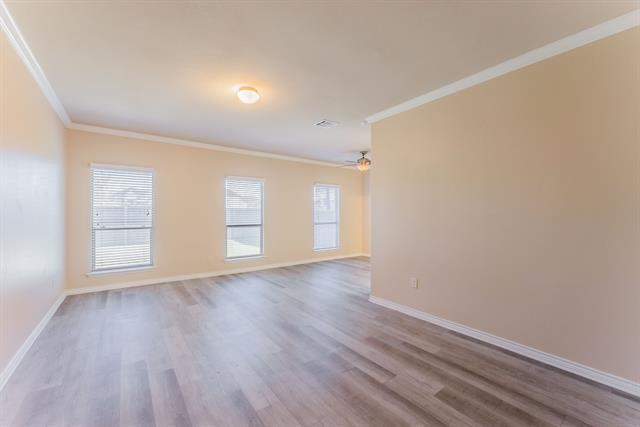 Building Photo - 1229 Lone Pine Dr