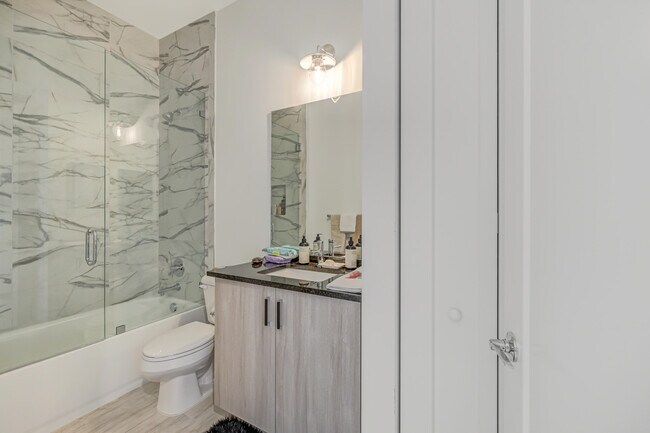 Building Photo - 8283 Royal County Down Rd