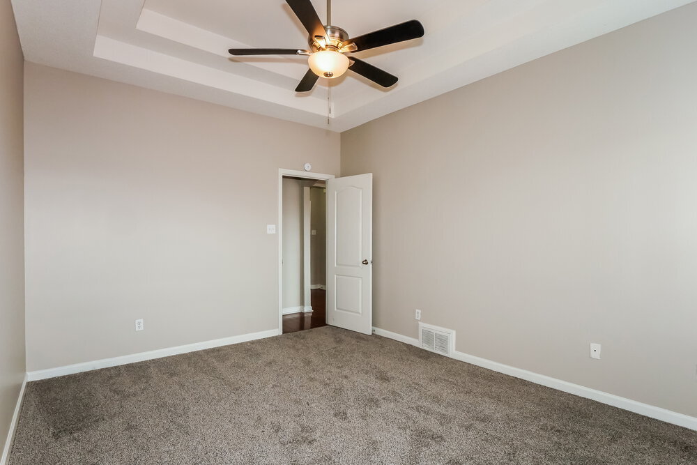 Building Photo - 60 Penny Ln