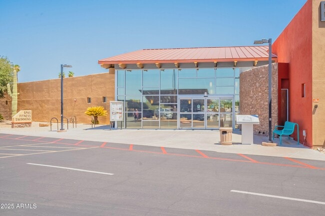 Building Photo - 10733 W Loma Blanca Dr