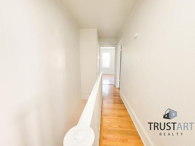 Building Photo - 3 bedroom house near Temple University Hos...