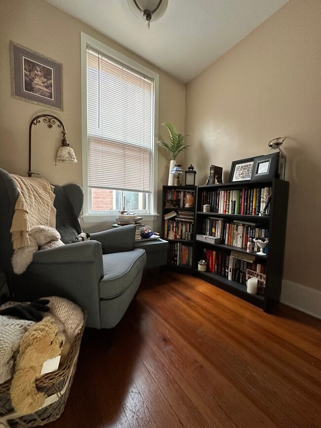 stairs landing - 560 S 3rd St