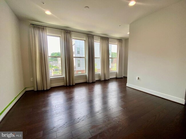Building Photo - 5135 Longstone Way