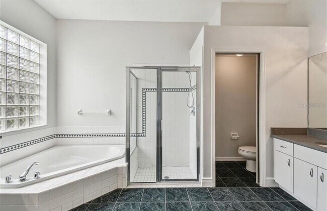 Building Photo - 16003 Ridley Pl