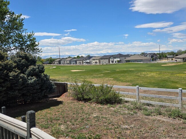 Building Photo - Spacious and Bright 4 Bedroom Home with Garage and Basement Now Available!