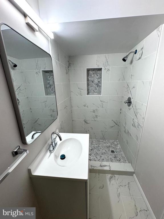 Building Photo - 2903 Montauk Ct