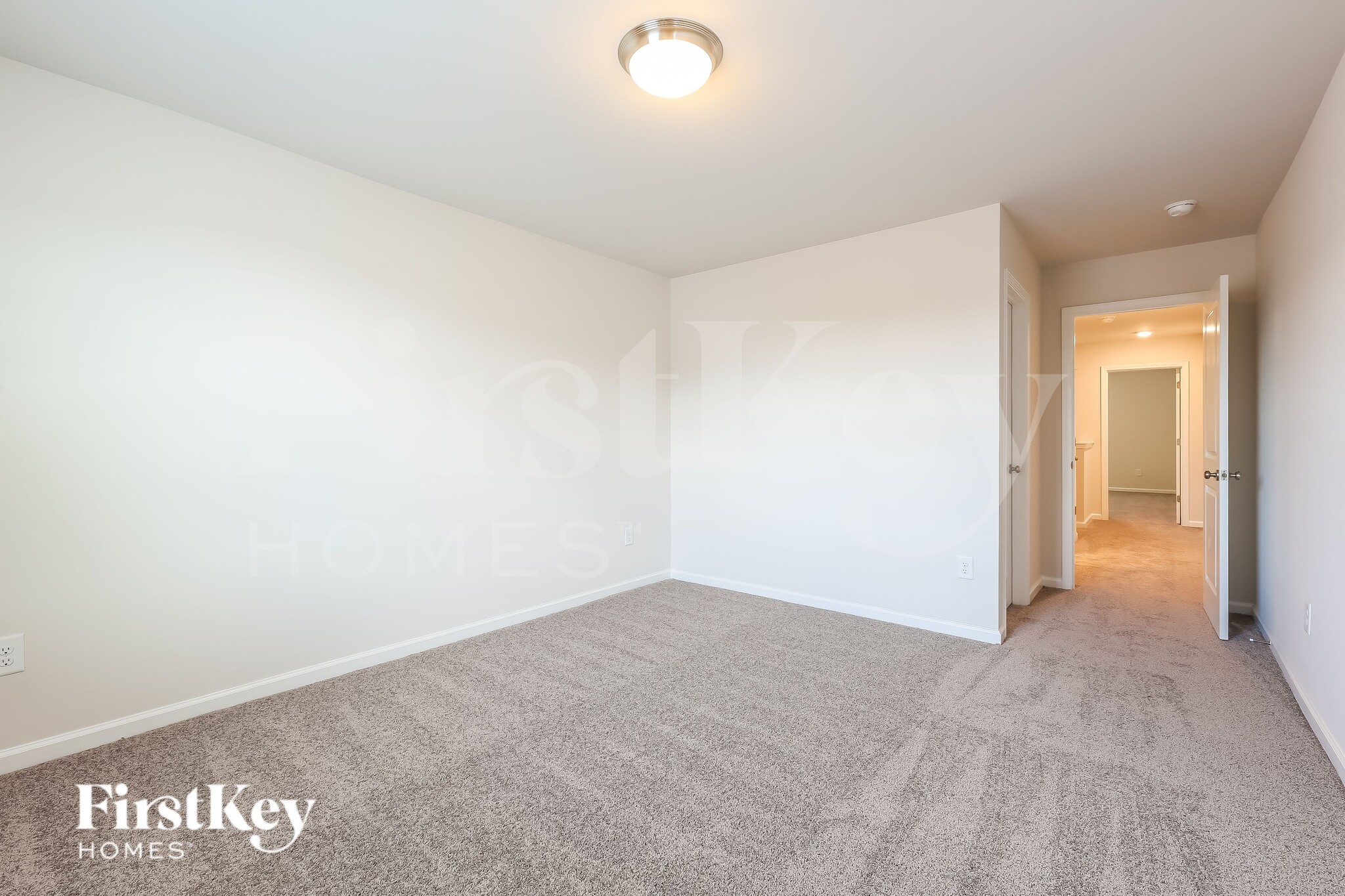 Building Photo - 14 Ramblehurst Rd