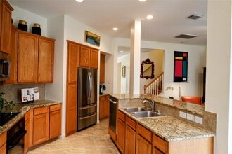 Building Photo - 17719 Brair Arbor