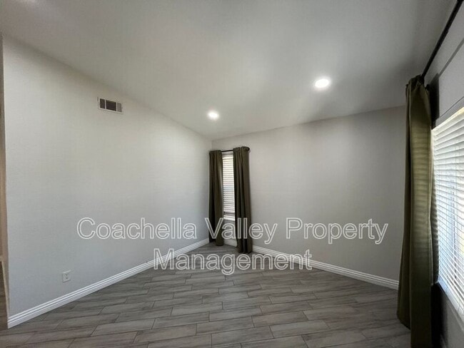 Building Photo - 81812 Tecoma Ave