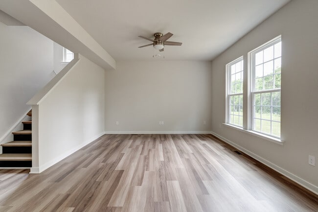 Building Photo - 317 Northfield Hts Ln