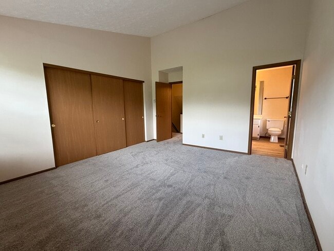 Building Photo - 5894 Aqua Bay Dr
