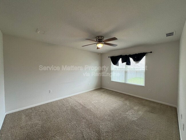 Building Photo - 5740 Guinevere Ln