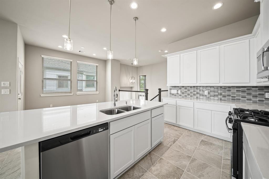 Building Photo - 9443 Starlight Oak Dr