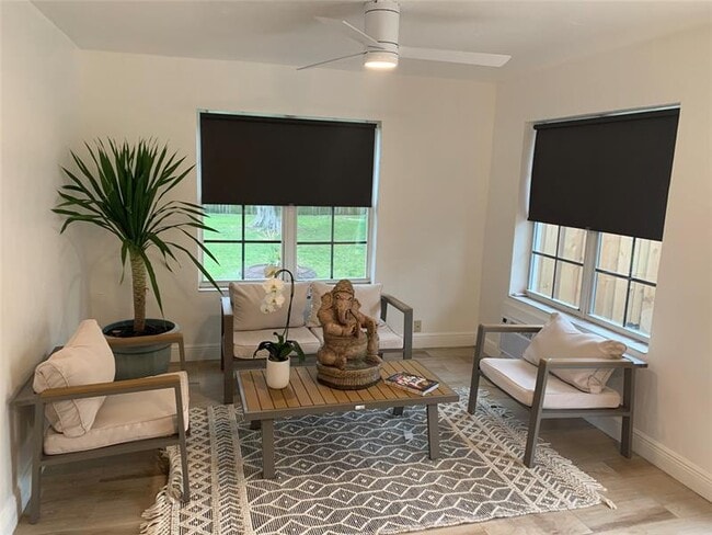 Building Photo - 1436 NE 2nd Ave