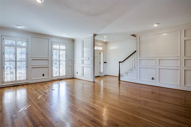 Building Photo - 4100 Lovers Ln
