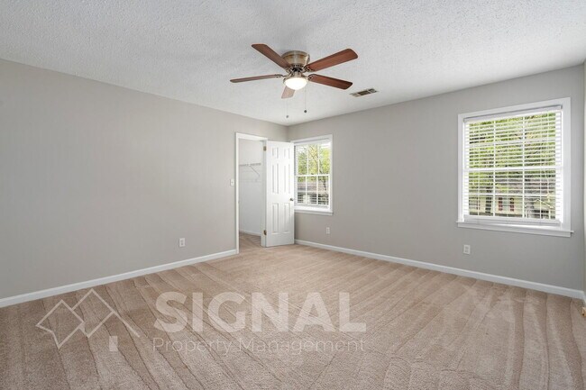 Building Photo - 6232 Sioux Ln
