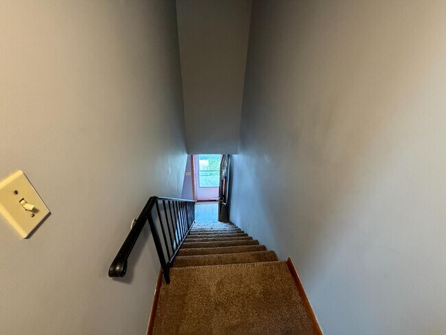 Building Photo - 1746 Morningside Dr