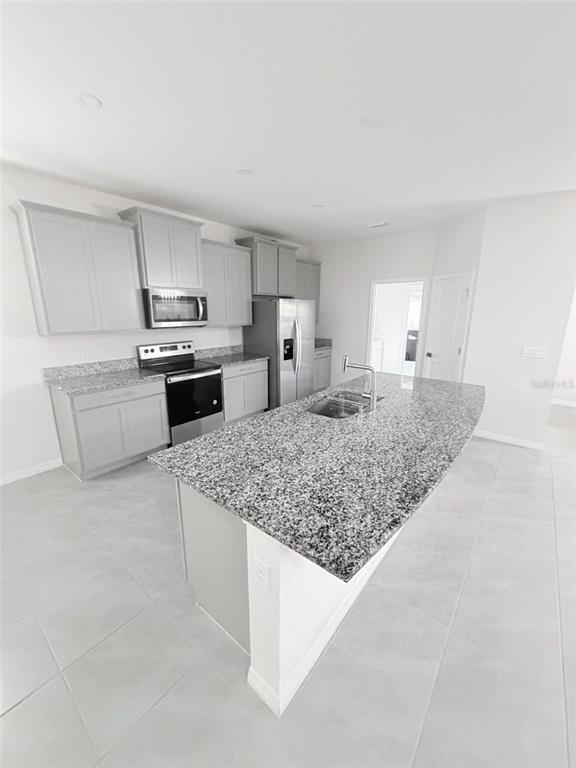 Building Photo - 5758 SW 80th Pl