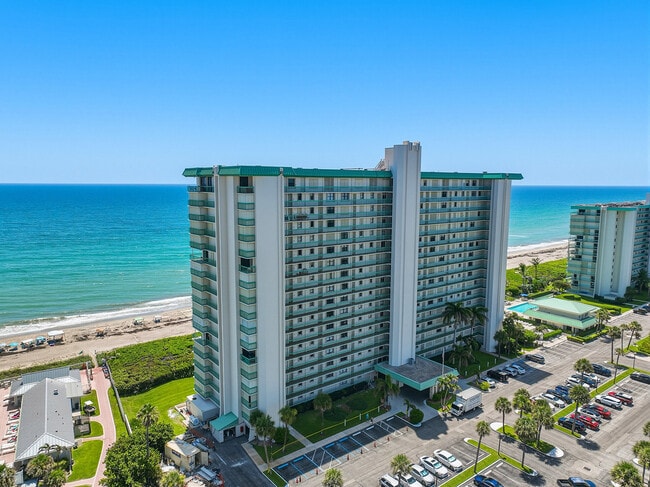 Building Photo - 9900 S Ocean Dr