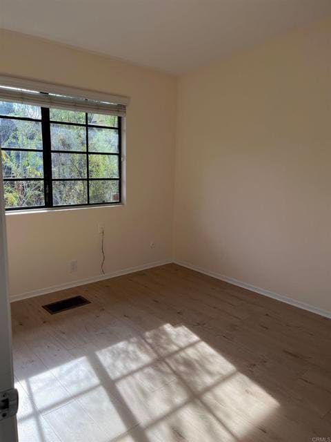 Building Photo - 8840 Villa La Jolla Dr