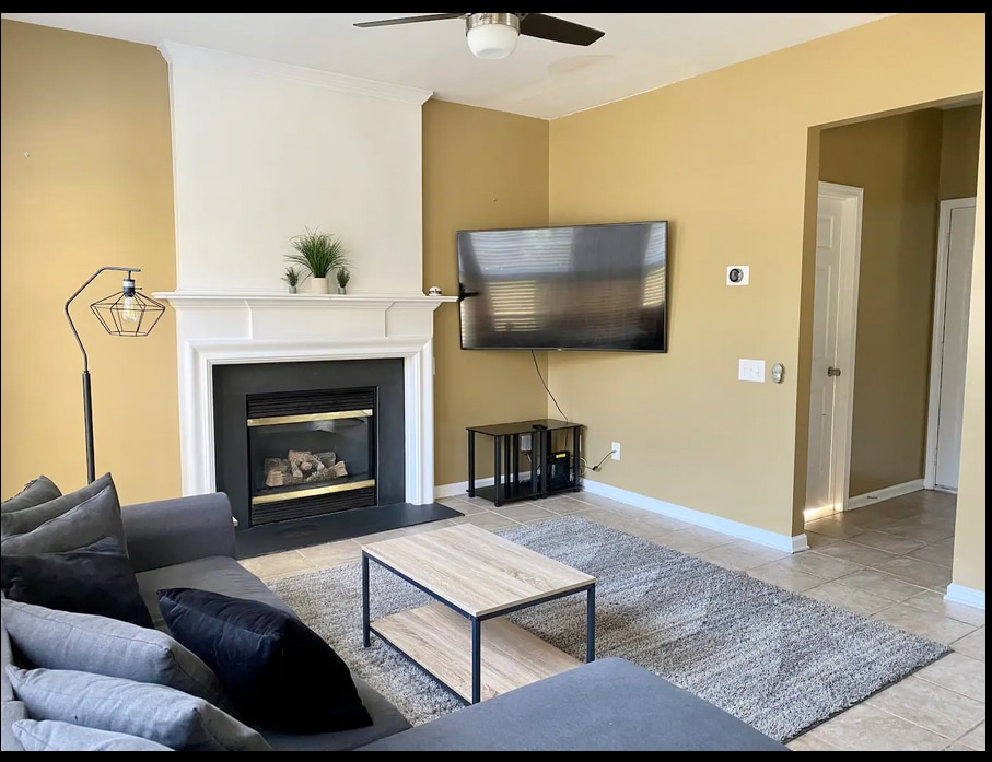 Family room - 10820 Rumson Ct