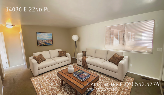 Building Photo - Newly Renovated 3-Bed, 1.5-Bath in Aurora,...