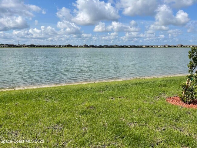 Building Photo - 2194 Farmhouse Rd SE