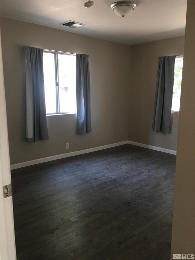 Building Photo - 905 Mauldin Ln