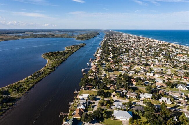 Building Photo - 141 Beau Rivage Dr