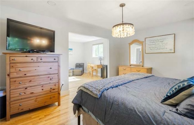 Building Photo - 2146 S Yarrow St