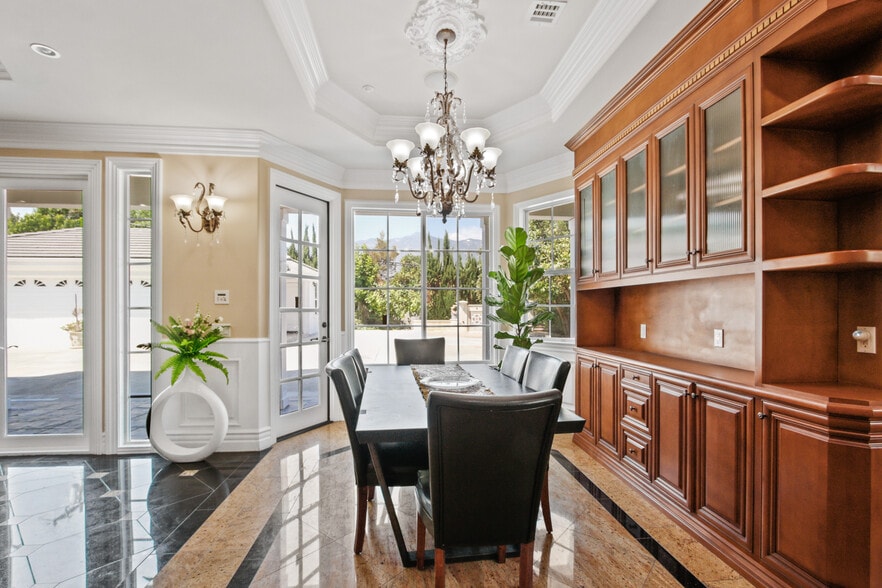 Building Photo - 1117 Encanto Dr