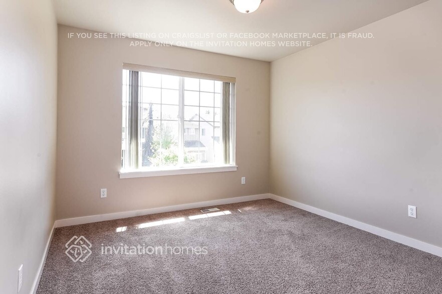 Building Photo - 8707 184th St Ct E