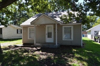 Building Photo - 218 S Florida Ave