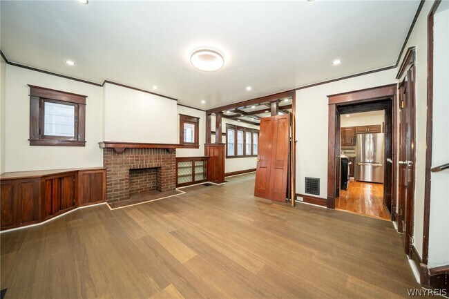 Building Photo - 23 Aldrich Pl
