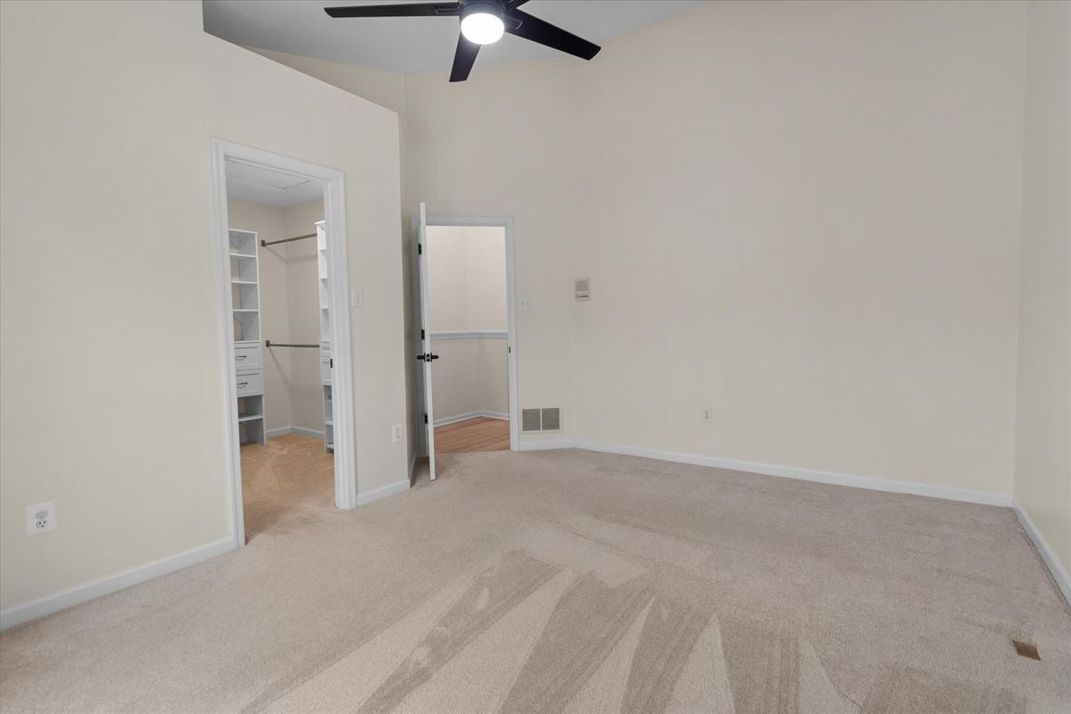 Building Photo - 6105 Starburn Path