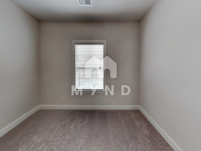 Building Photo - 4030 Maypop Ln