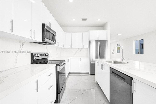 Building Photo - 22467 SW 125th Ave