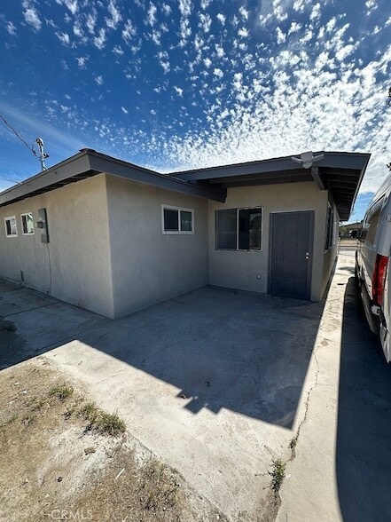 Building Photo - 15139 Las Piedras Dr