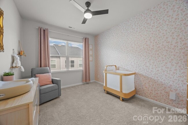 Building Photo - 915 Kinsey Aly