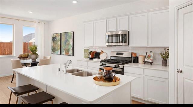 Building Photo - 8608 Whistling Duck Dr