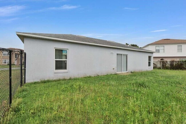 Building Photo - 820 Grantham Dr