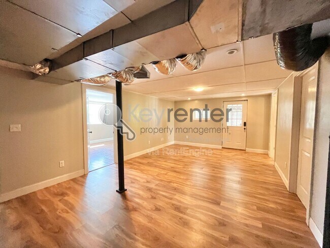 Building Photo - 1216 Hanover St
