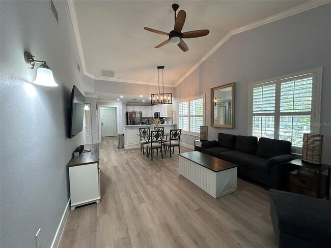 Building Photo - 3702 54th Dr W