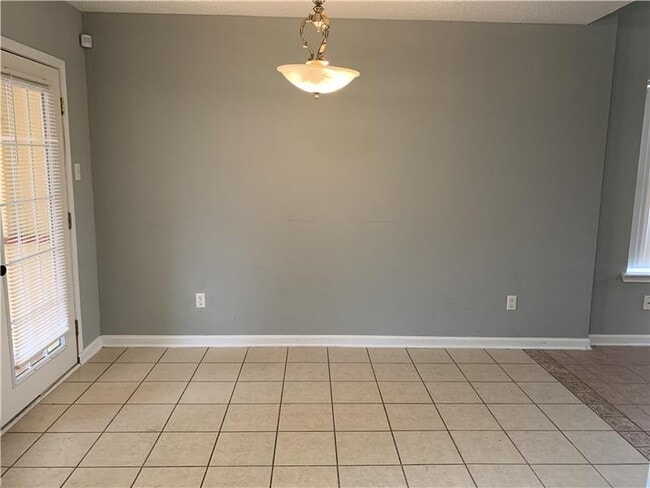 Building Photo - 2302 Tracey Ann Ln