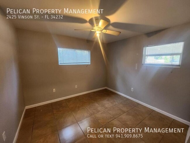 Building Photo - 2425 Vinson Ave