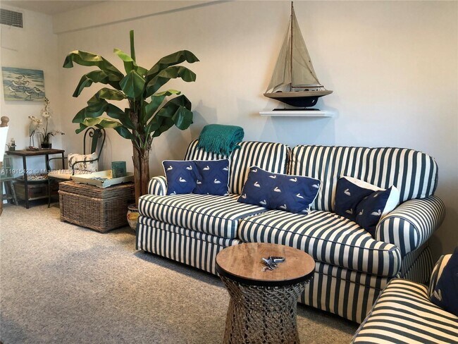 Building Photo - 1801 S Surf Rd