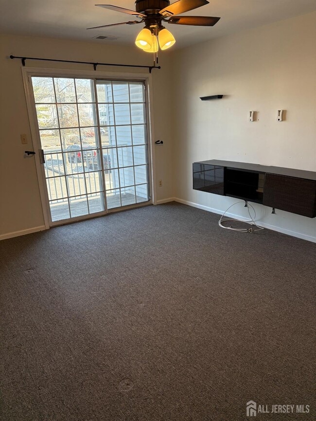 Building Photo - 420 Stratford Pl